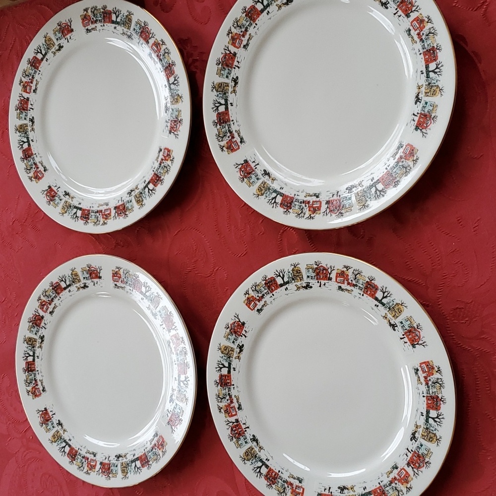 WINTER VILLAGE BY LYNNS 4 BREAD PLATES